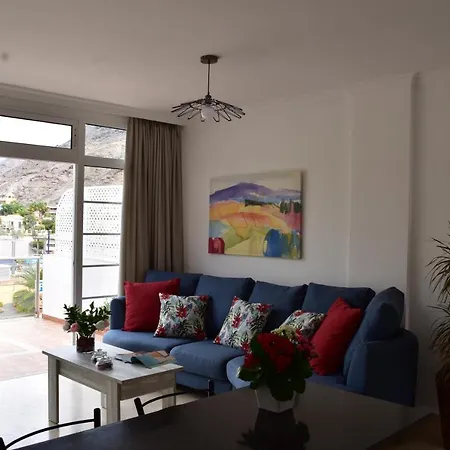 Side Puerto De Mogan