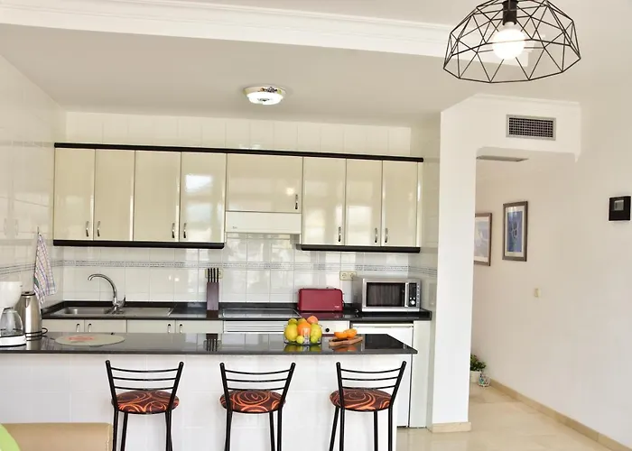 Side Apartment