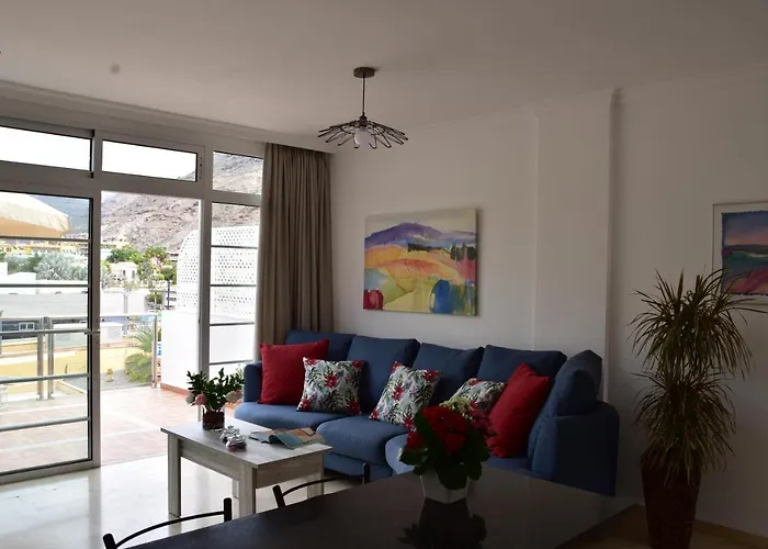 Side Puerto De Mogan